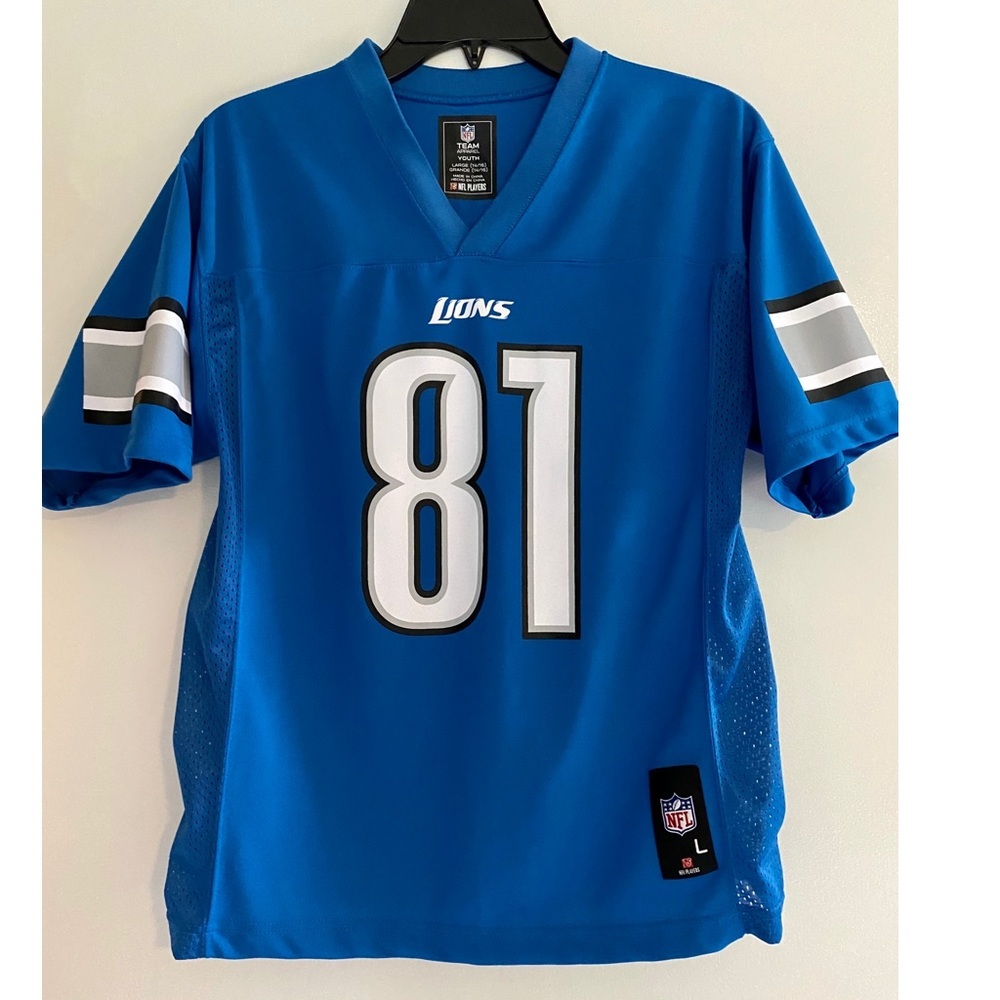 Boys lions jersey, size 14/16. Johnson on the back.